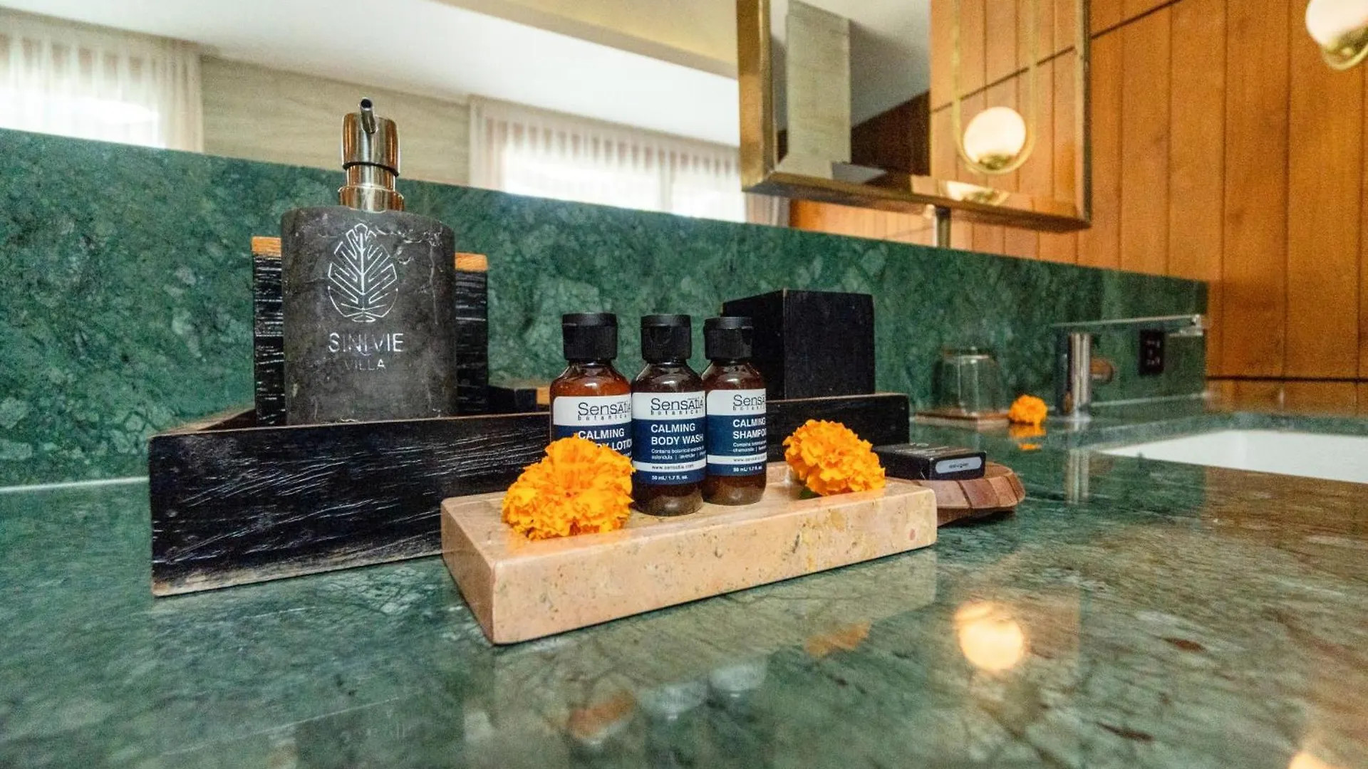 Sini Vie Luxury Resort & Spa Seminyak By Ini Vie Hospitality (Adults Only) 5*, Seminyak (Bali)