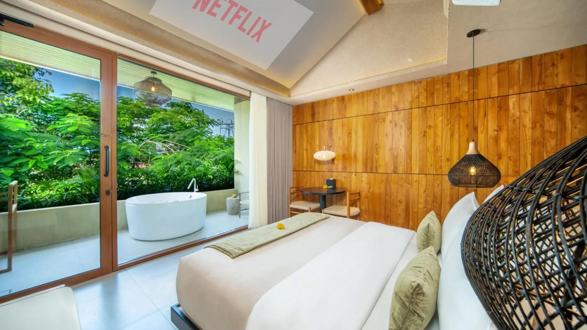 Sini Vie Luxury Resort & Spa Seminyak By Ini Vie Hospitality (Adults Only)  Семиньяк